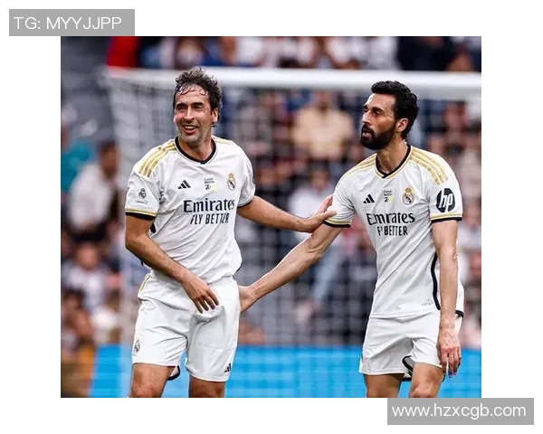 足球传奇菲戈亲临花花盛会共赏花海绚丽风光与足球激情交融