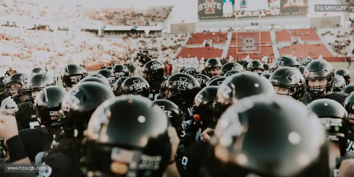 独家视角解读赛事，深度剖析战术精髓🎙️